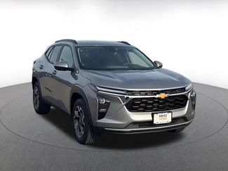 Used 2025 Chevrolet Trax LT FWD video 2