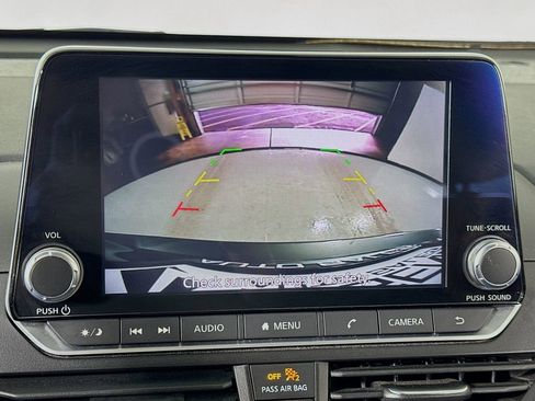 Used 2023 Nissan Altima 2.5 SR image 36