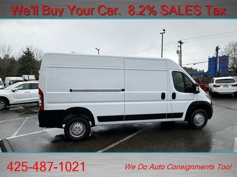 Used 2025 RAM ProMaster 2500 w/ Convenience Group image 3