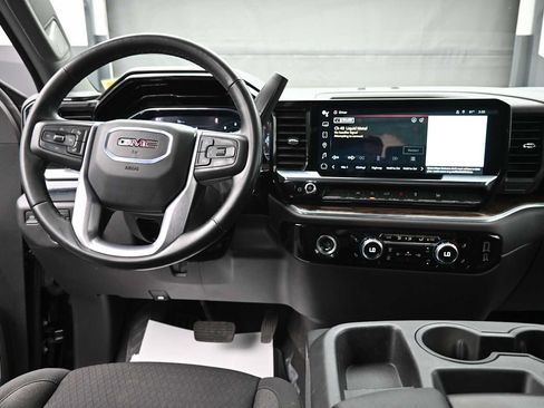 Used 2024 GMC Sierra 1500 Elevation AWD/4WD image 14