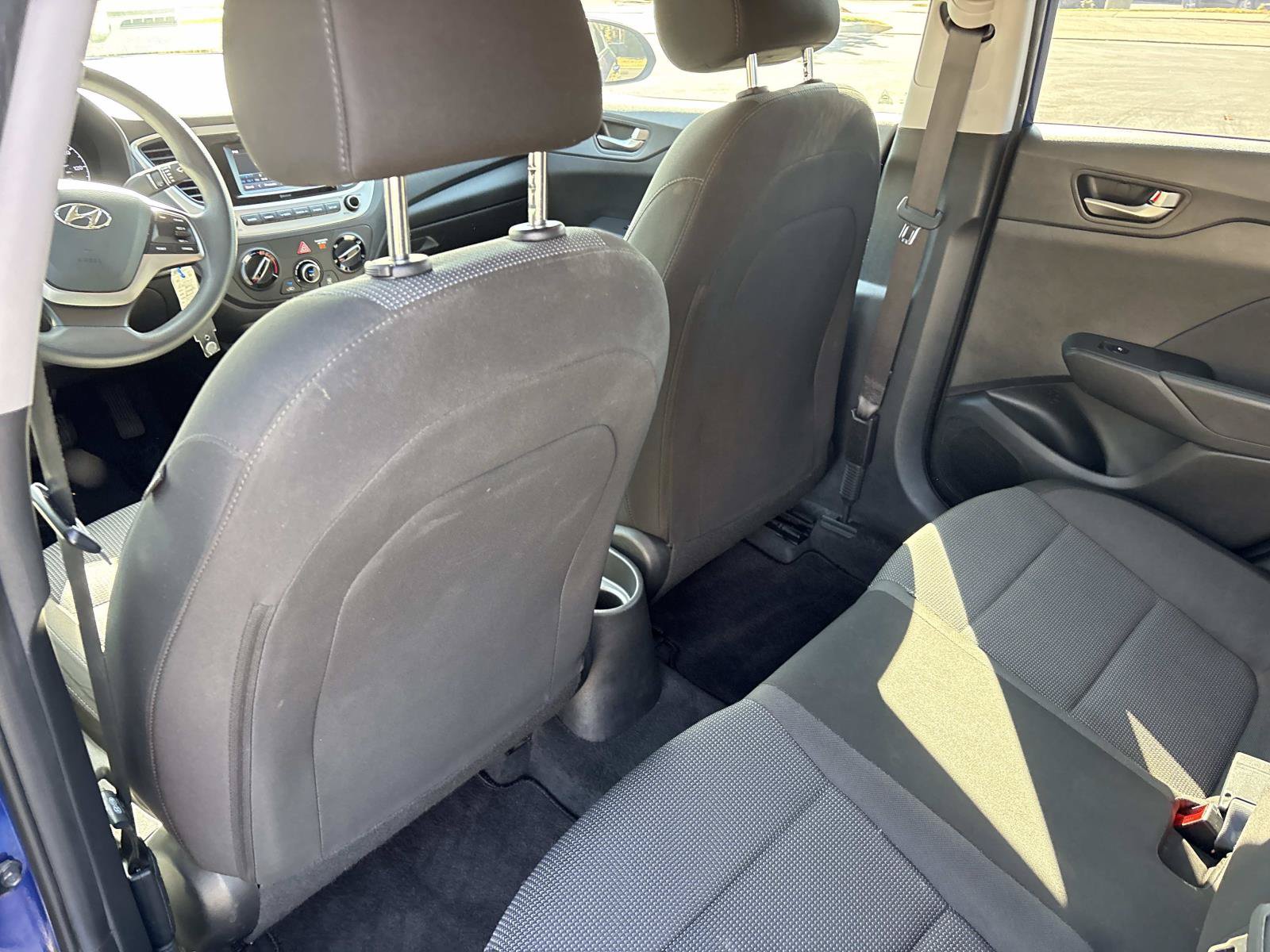 Used 2022 Hyundai Accent SE FWD image 29