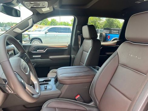 New 2026 GMC Sierra 1500 Denali AWD/4WD image 10