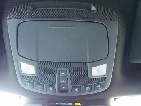 Used 2023 Ford Expedition Limited image 20