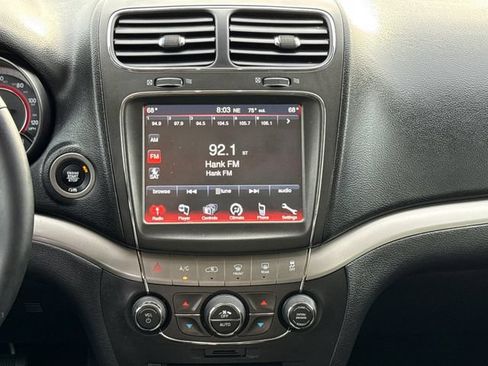 Used 2018 Dodge Journey Crossroad FWD image 11