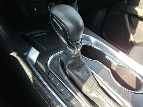 Used 2023 Chevrolet Traverse LT w/ LPO, Floor Liner Package AWD/4WD image 11