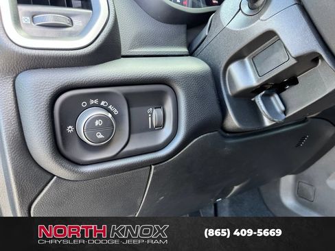 New 2026 RAM 3500 Big Horn AWD/4WD image 7
