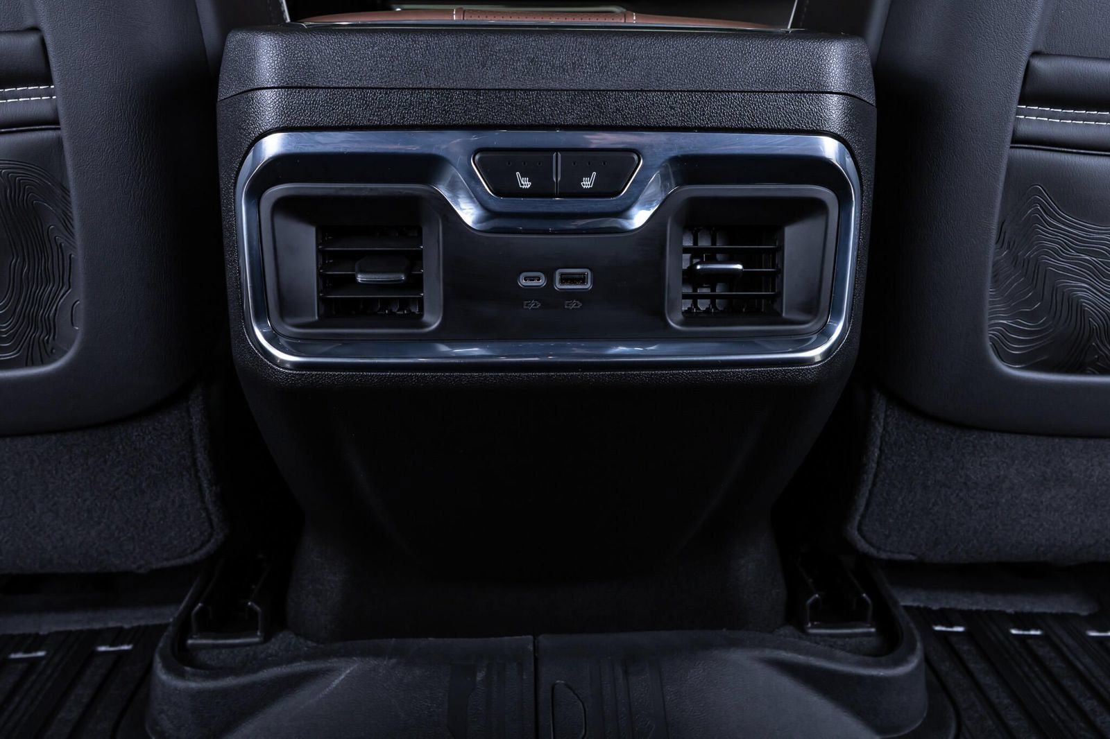 Used 2025 GMC Sierra 2500 Denali Ultimate AWD/4WD image 29