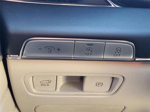 Used 2022 Genesis GV80 2.5T w/ Prestige Package 04 image 31