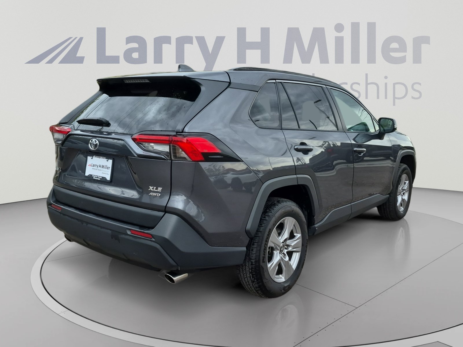Certified 2025 Toyota RAV4 XLE AWD/4WD image 5