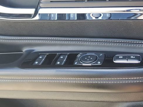Used 2022 Lincoln Corsair AWD w/ Premium Package image 22