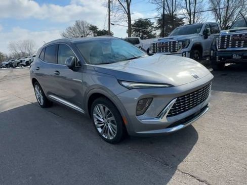 New 2026 Buick Envision Avenir image 2