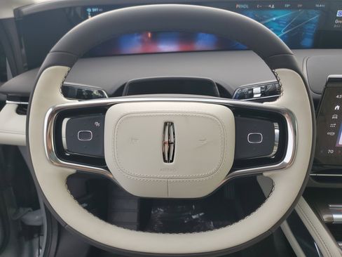 New 2026 Lincoln Nautilus Black Label AWD/4WD image 16