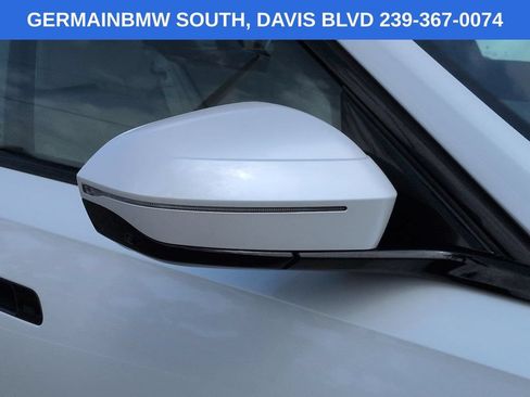 Certified 2025 BMW 760i xDrive AWD/4WD image 13