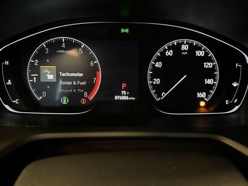 Used 2018 Honda Accord EX image 10
