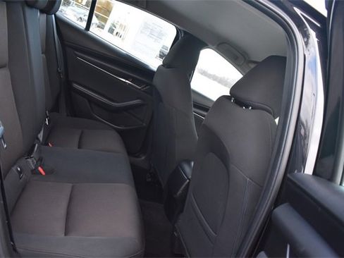 Used 2021 MAZDA MAZDA3 s image 13