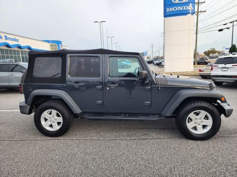 Used 2017 Jeep Wrangler Unlimited Sport w/ Quick Order Package 24S image 3