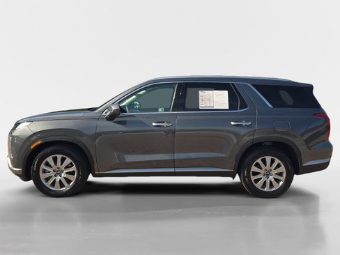 Used 2025 Hyundai Palisade SEL FWD image 6