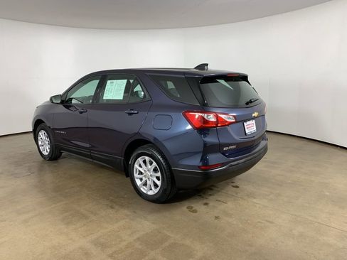 Used 2019 Chevrolet Equinox LS AWD/4WD image 14