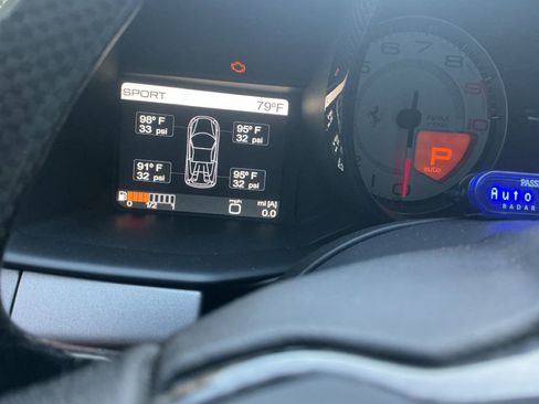 Used 2013 Ferrari 458 Spider image 31