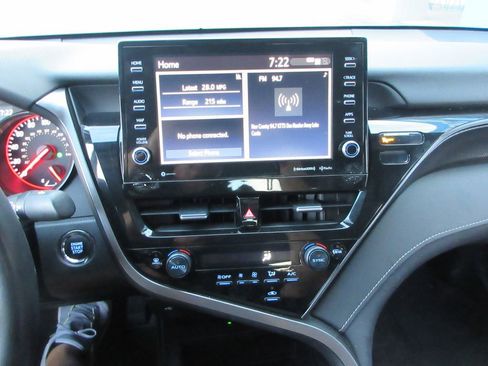 Used 2024 Toyota Camry XSE image 28