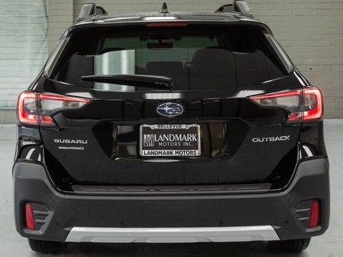 Used 2021 Subaru Outback Limited image 28