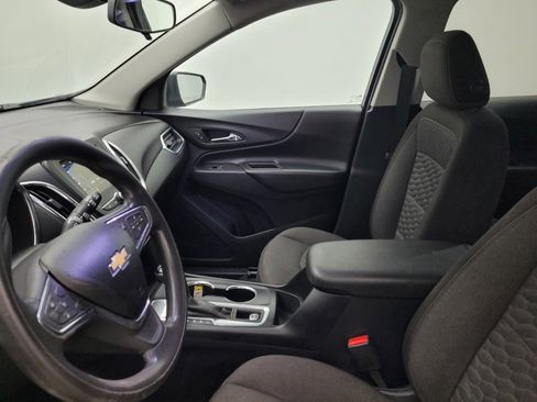 Used 2019 Chevrolet Equinox LT image 17