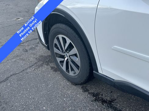 Used 2021 Subaru Outback Premium image 29
