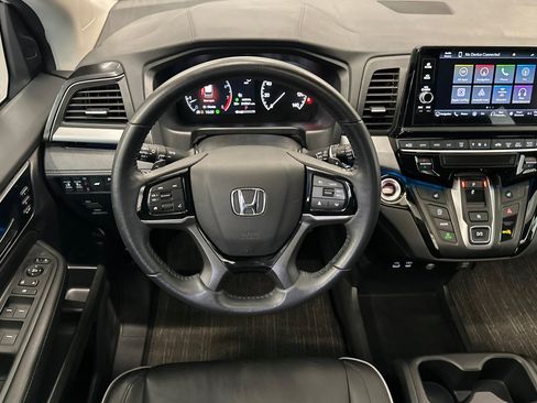 Used 2025 Honda Odyssey Touring image 27