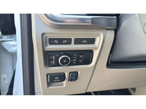 Used 2024 Ford F150 Platinum w/ Equipment Group 703A Plus AWD/4WD image 21