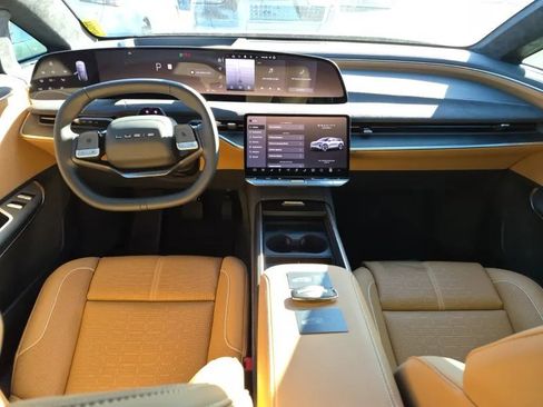 Used 2026 Lucid Gravity Dream image 8