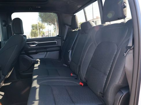 New 2026 RAM 1500 4x4 Crew Cab image 31