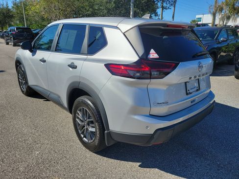 Certified 2024 Nissan Rogue S image 7