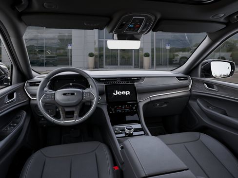 New 2025 Jeep Grand Cherokee L Limited w/ Luxury Tech Group II image 35