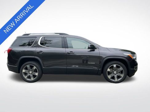 Used 2018 GMC Acadia SLT FWD image 2