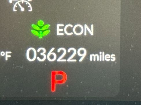 Used 2023 Honda Civic Sport image 22