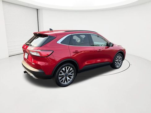 Used 2020 Ford Escape Titanium AWD/4WD image 5