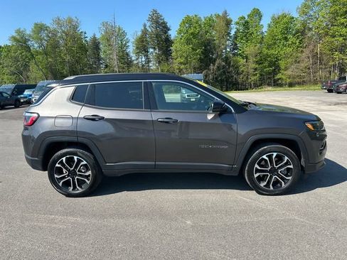 Used 2023 Jeep Compass Limited AWD/4WD image 6