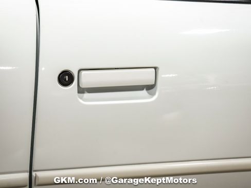 Used 2002 Chevrolet Camaro Z28 RWD image 68