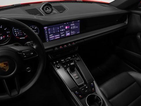 Certified 2021 Porsche 911 Carrera 4S AWD/4WD image 36