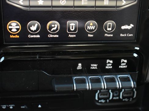 Used 2019 RAM 1500 Limited image 29