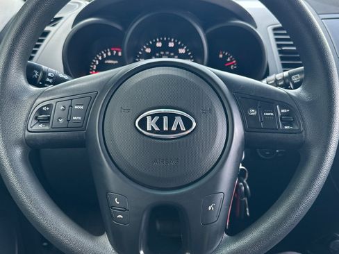 Used 2010 Kia Soul + w/ Audio Pkg FWD image 21