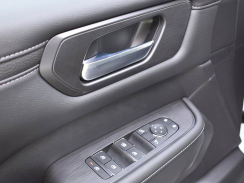 New 2026 Nissan Armada SV RWD image 26