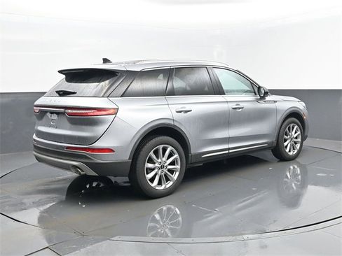 Used 2022 Lincoln Corsair AWD w/ Premium Package image 27