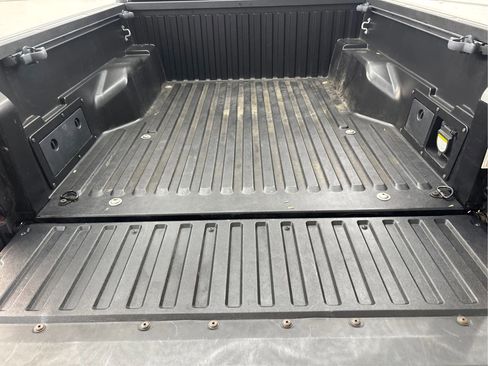 Used 2016 Toyota Tacoma TRD Off-Road w/ Towing Package AWD/4WD image 16