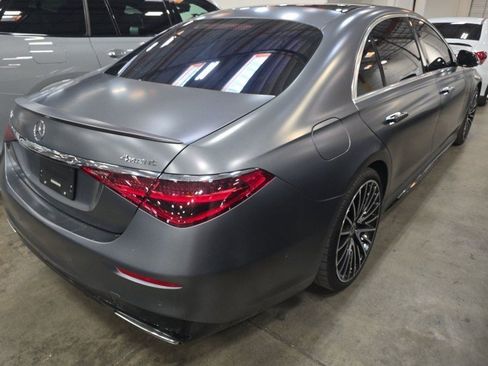 Used 2022 Mercedes-Benz S 580 4MATIC Sedan image 4