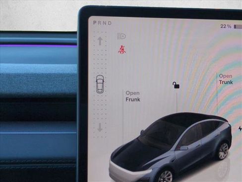 Used 2026 Tesla Model Y 2WD image 12