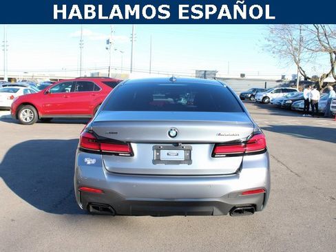 Used 2021 BMW M550i xDrive image 4