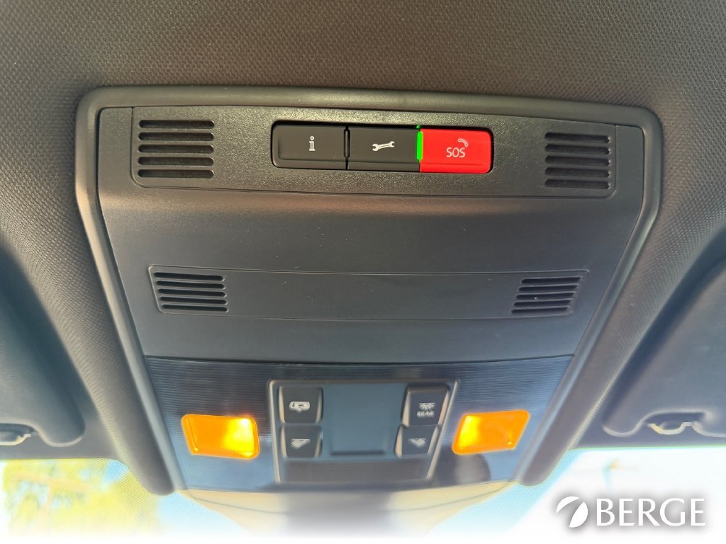 Used 2025 Volkswagen Jetta Sport FWD image 28