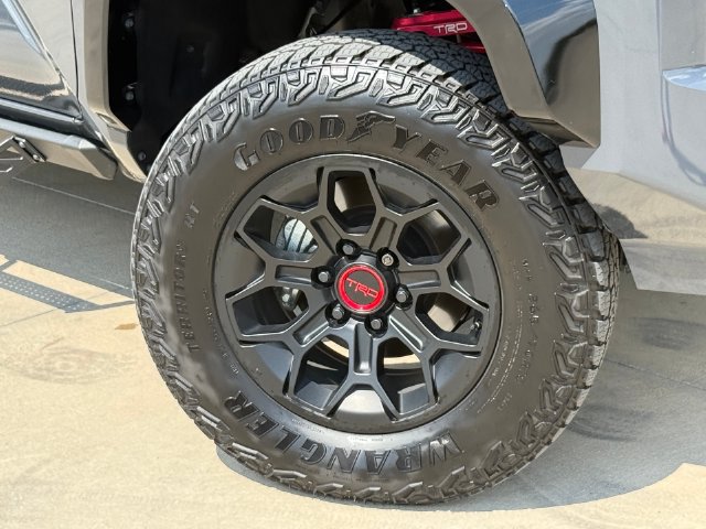 Used 2026 Toyota Tacoma TRD Pro AWD/4WD image 6