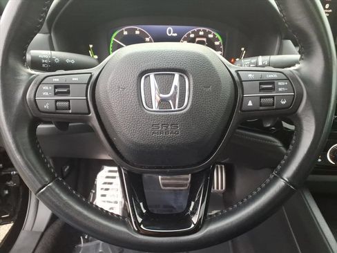 Used 2024 Honda Accord Sport image 19